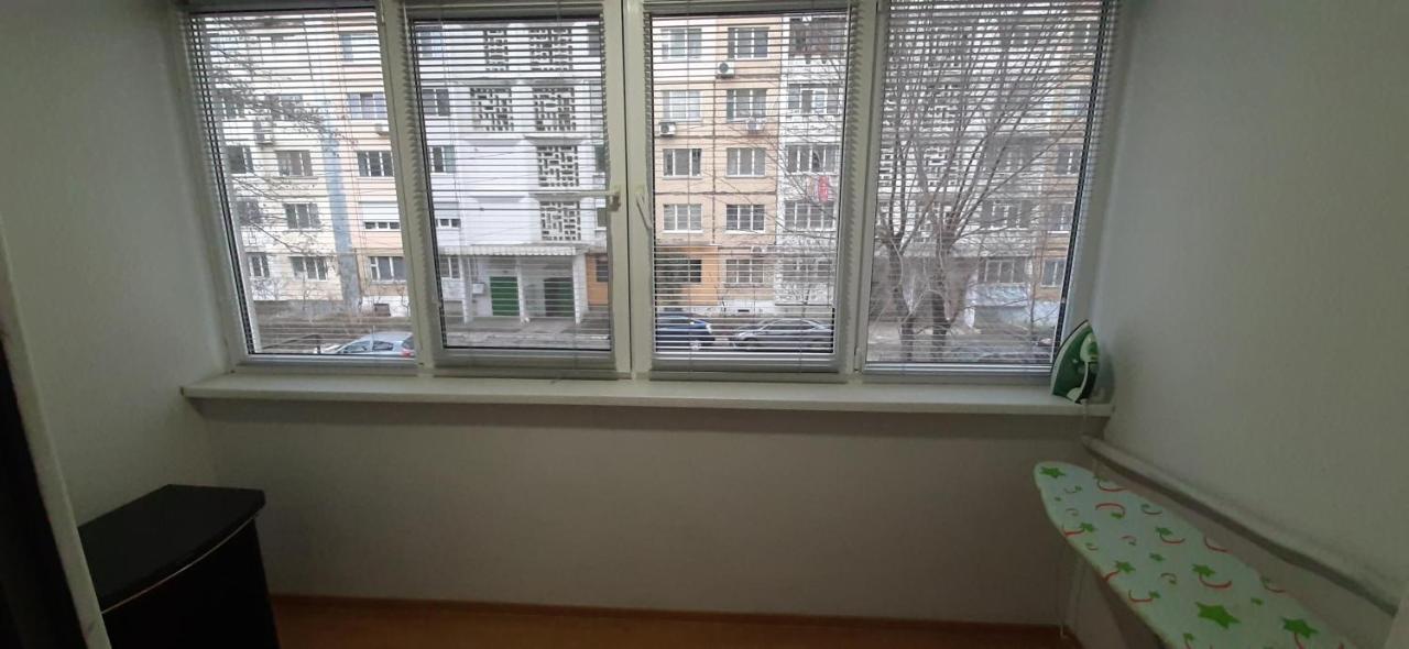 Large 2-Bedroom Apartament In The Center Chisinau Bagian luar foto